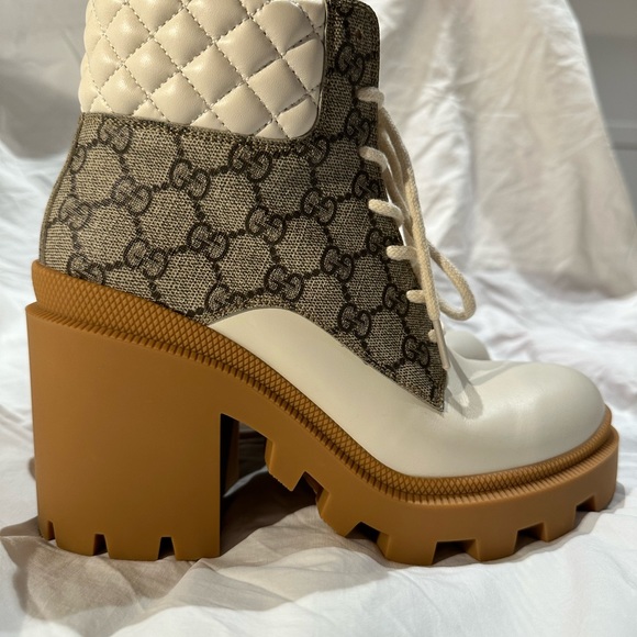 Gucci lace up boots size 38.5 - Picture 7 of 9